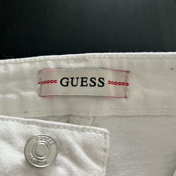 GUESS jeans! Stunning - Picture 4 of 5